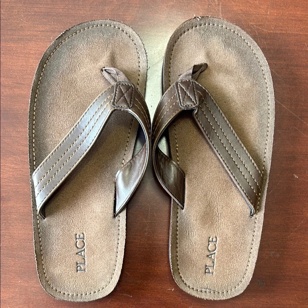 The Children's Place Brown Leather Flip Flops